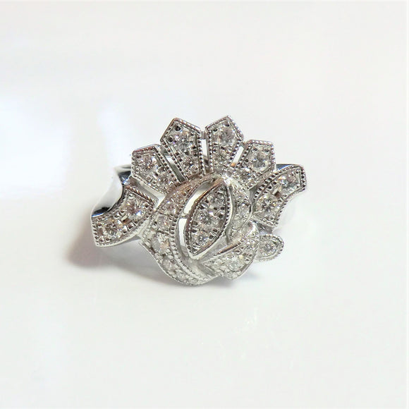 14k white gold diamond ring V6