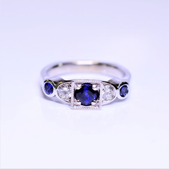 14k white gold sapphire and diamond ring V4