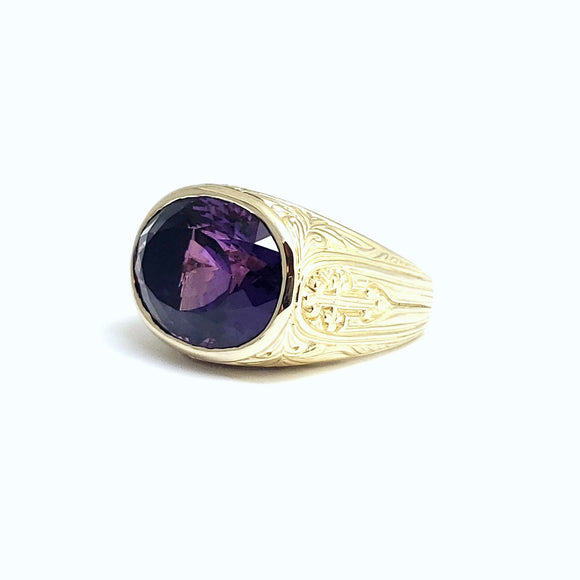 Custom 14 karat yellow gold amethyst ring