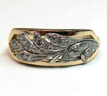 Floral Design Diamond Ring