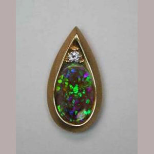 Loves Tear Pendant
