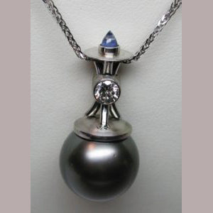 Tahitian Pearl Pendant