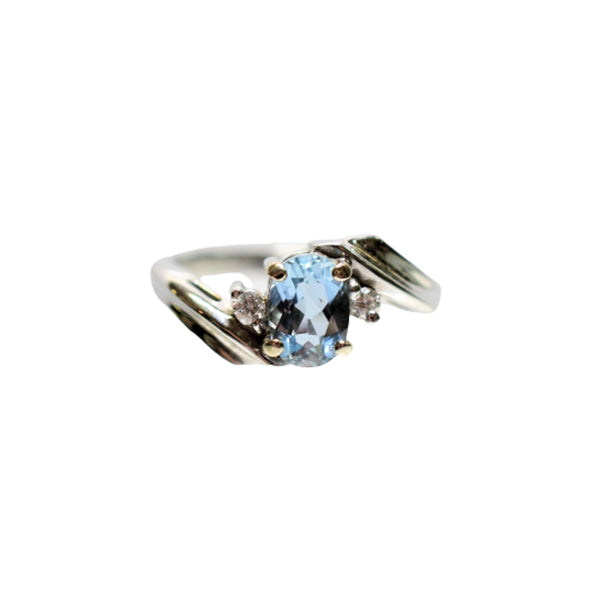 14k white gold aquamarine and diamond ring V2