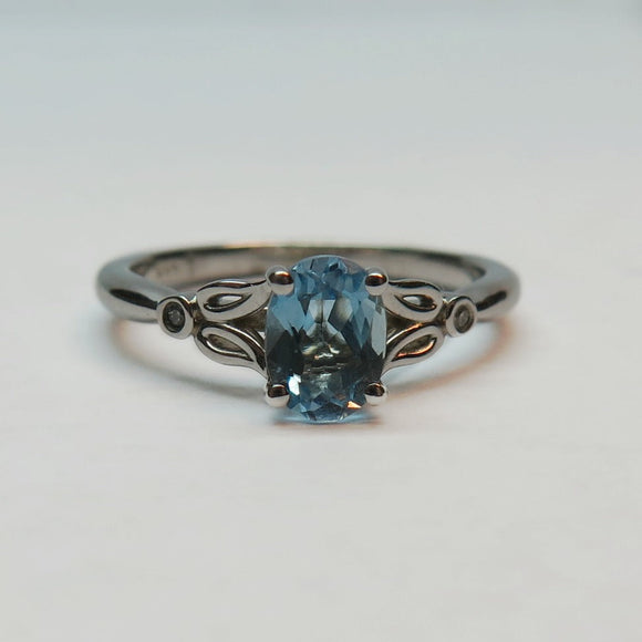 14k white gold aquamarine ring