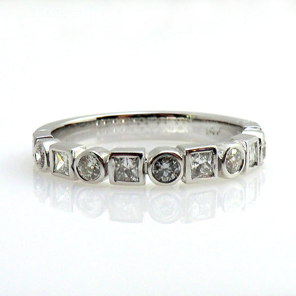 14k white gold diamond band V1