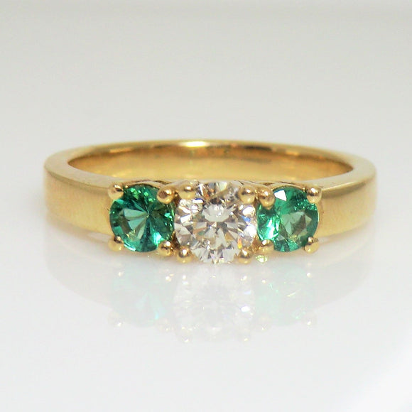 14k yellow gold emerald and diamond ring V3