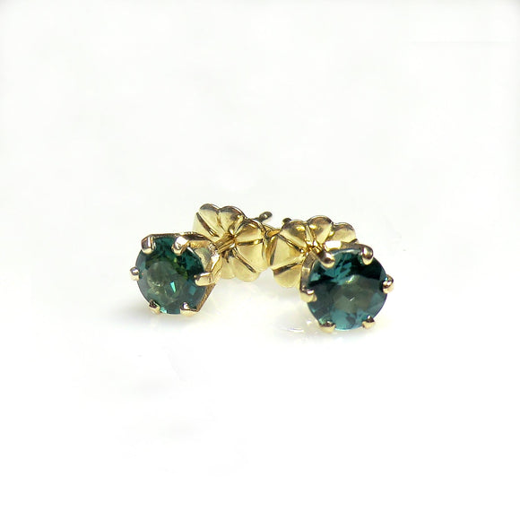 14k yellow gold tourmaline stud earrings