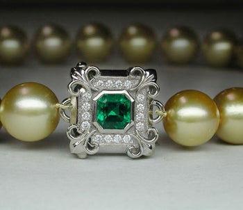 Emerald &amp; Diamond Pearl Clasp