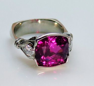 Pink Tourmaline &amp; Diamond Ring